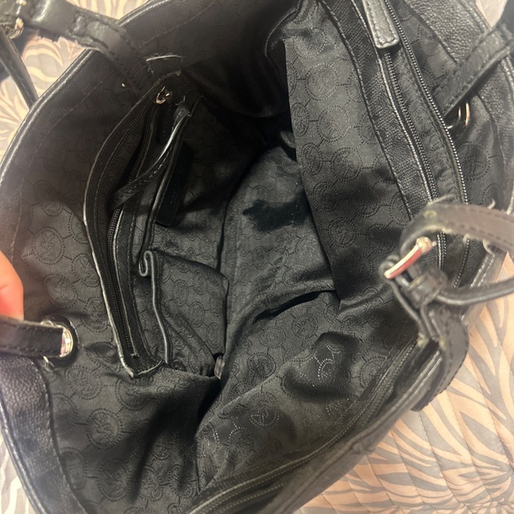 Michaels Kors Purse - Picture 5 of 8